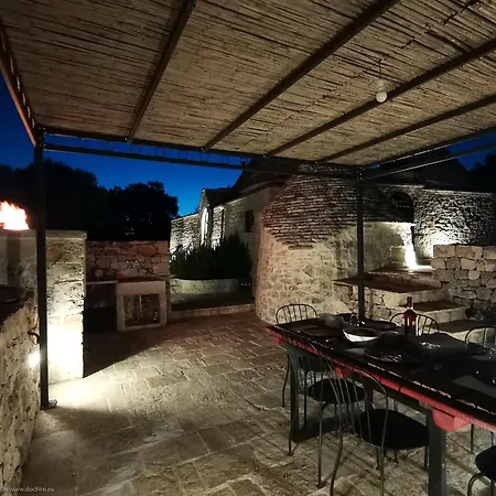 Trullo Mela Comfort, 6 People, 10 Minutes Alberobello *