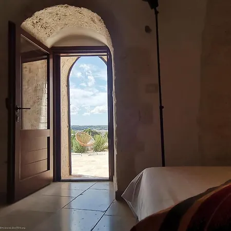 Trullo Mela Comfort, 6 People, 10 Minutes Alberobello