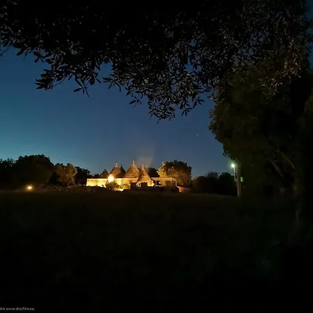 Trullo Mela Comfort, 6 People, 10 Minutes Alberobello Hébergement de vacances