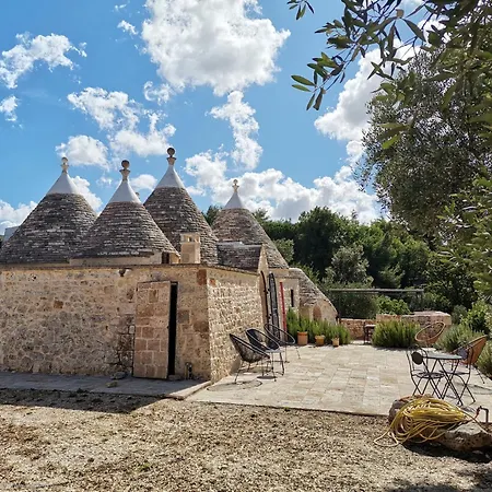 Trullo Mela Comfort, 6 People, 10 Minutes Alberobello
