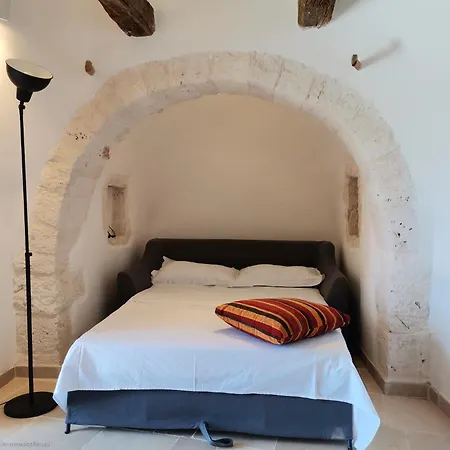 Trullo Mela Comfort, 6 People, 10 Minutes Alberobello Holiday home