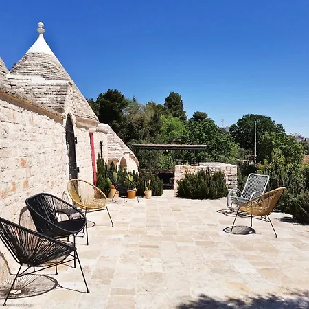 Trullo Mela Comfort, 6 People, 10 Minutes Alberobello